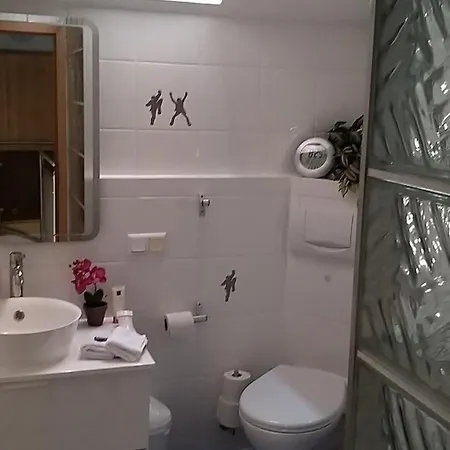 Appartamento Secra Exclusive Maisonette-ferienzimmer Am Backhausgarten *