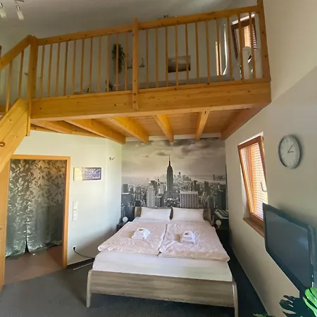 Secra Exclusive Maisonette-ferienzimmer Am Backhausgarten Lägenhet *