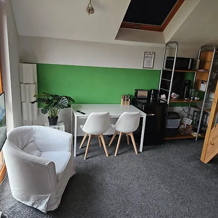 Apartment Secra Exclusive Maisonette-ferienzimmer Am Backhausgarten